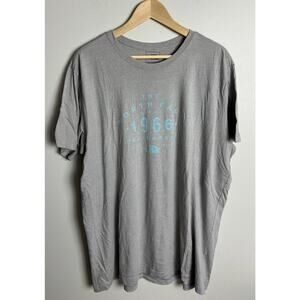 The North Face Slim Fit Graphic Tee Gray Outdoor Adventure T-Shirt Size 2XL Mens